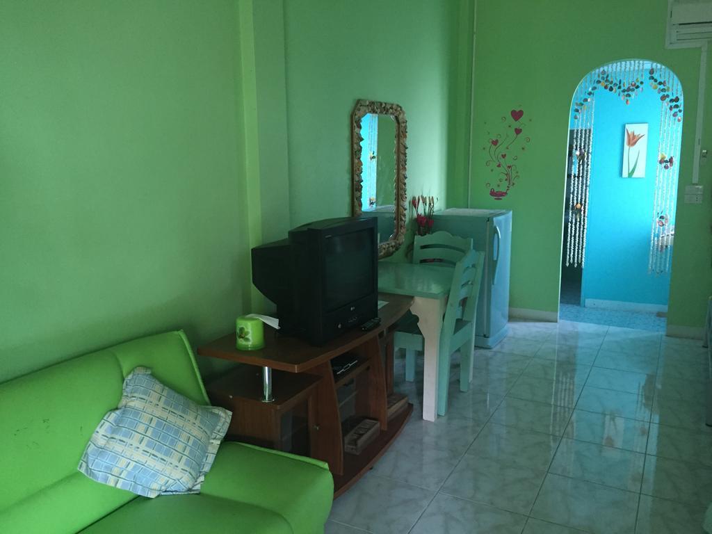 Sin U Rai Resort Ko Lan Room photo